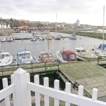 Marina *